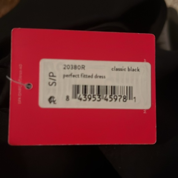 SPANX Perfect Fitted Dress. Size Small NWT classic black - Picture 5 of 7